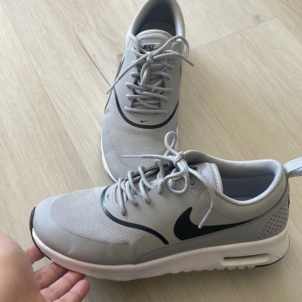 Black Gray And White Nike Air Max